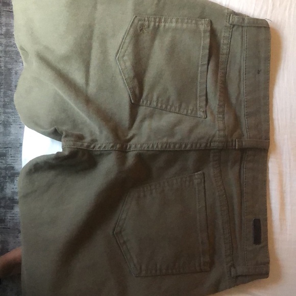 Kut from Kloth Diana skinny Jean in a sage green - Picture 3 of 5